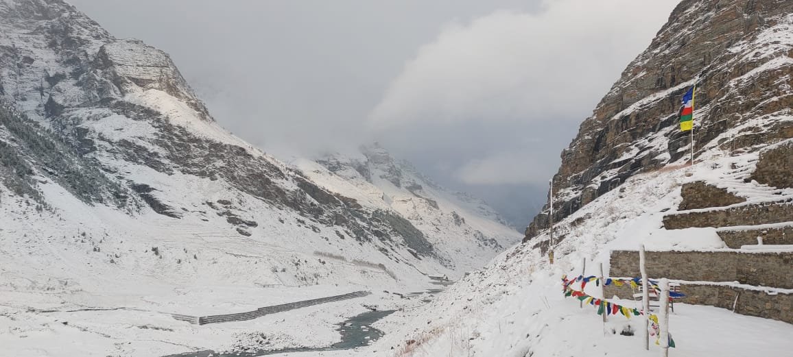 Himachal weather: Atal Tunnel, Lahaul receive fresh snow, rain in several parts as cold wave sweeps state