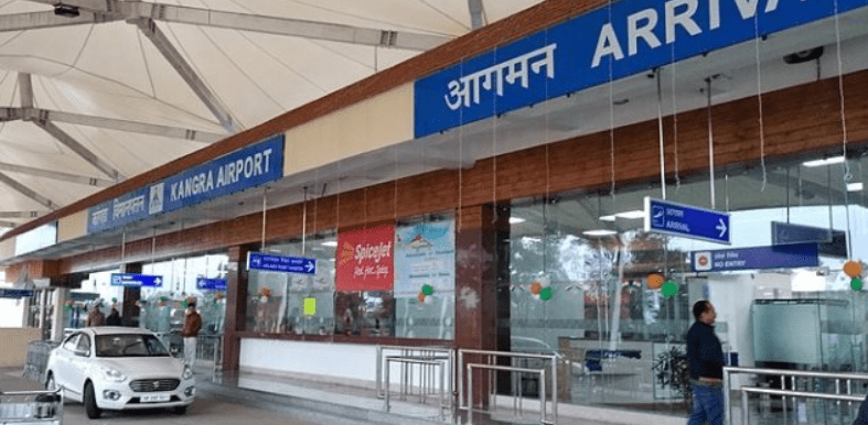 Gaggal airport security officer ‘misbehaves’ with journalist waiting for daughter, police complaint lodged