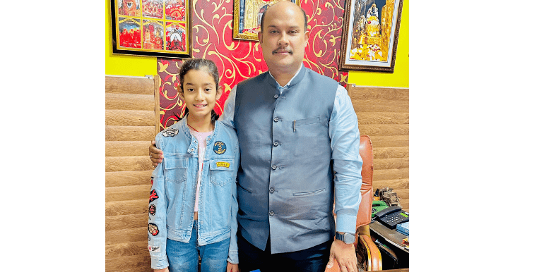 11-year-old Aakasa, first Himachal girl to qualify for speed skating nationals, felicitated by Sports Minister Goma