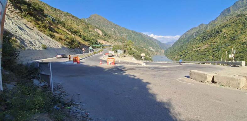 Pandoh bypass in mandi, himachal pardesh