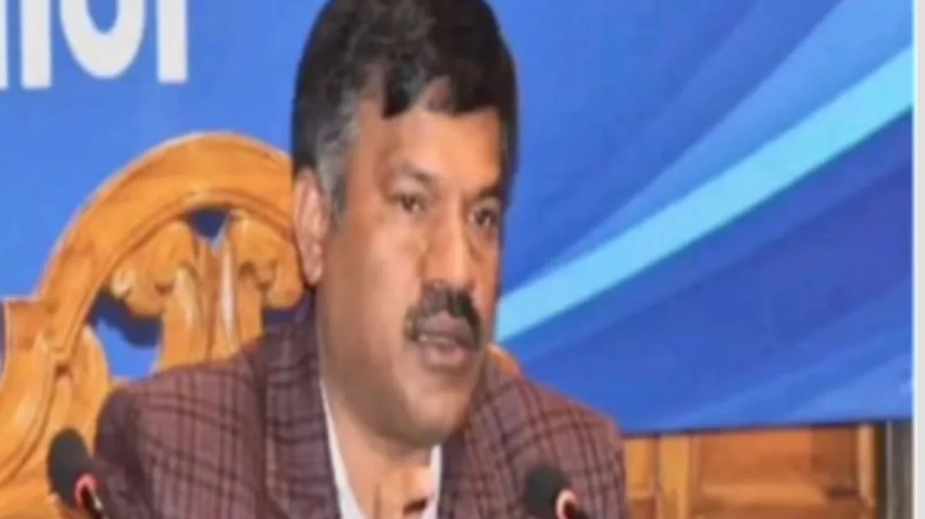 Himachal IAS officer alleges threat by Congress leader’s aide, lodges FIR in Shimla