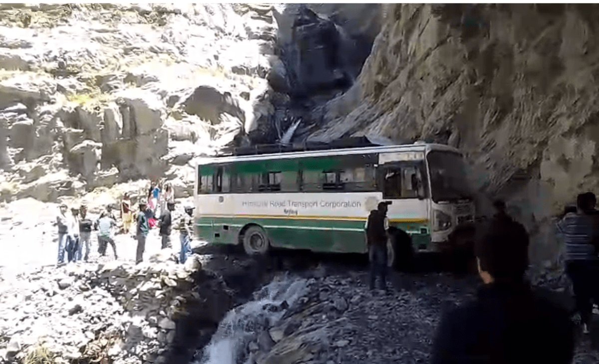 Near Miss in Chamba’s Remote Pangi Valley: A Stark Reminder of Road Safety Negligence