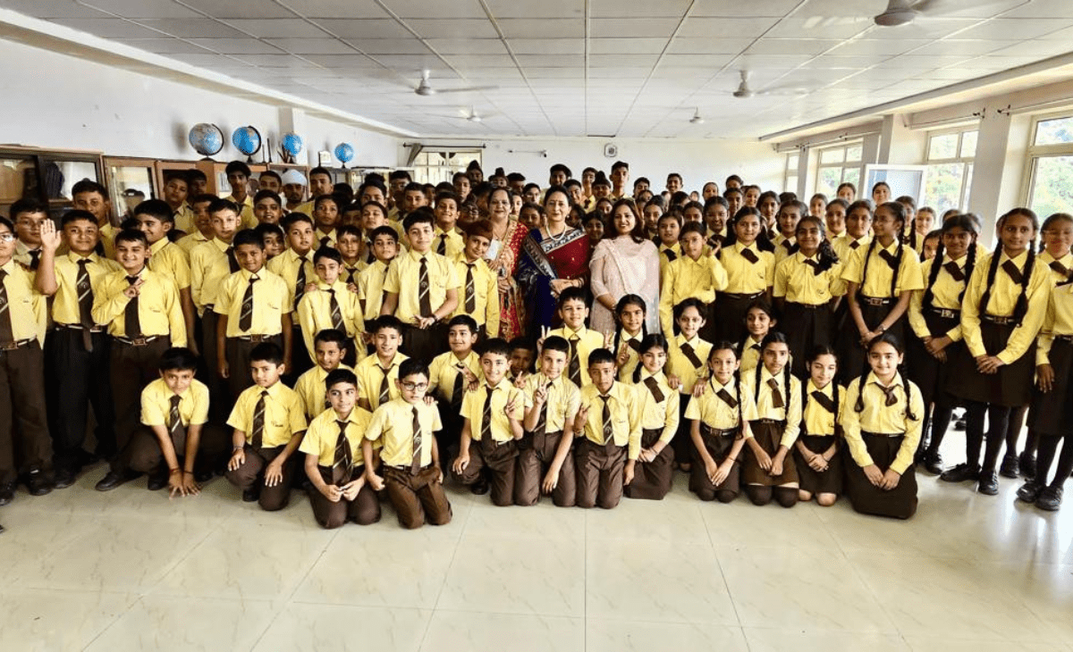 Rotary Club Chhoti Kashi inspires young minds in special session at Takshila International School