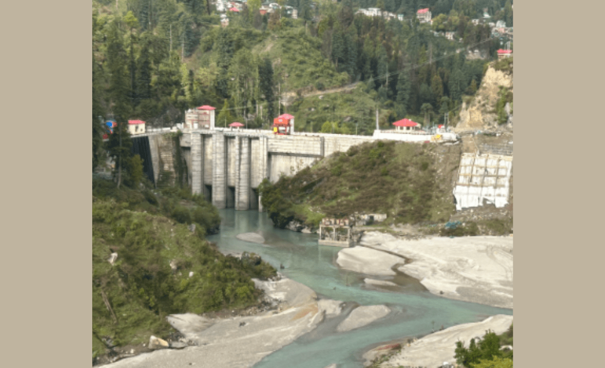 5 tourists swept away in Himachal river after sudden release of water from dam; 24 Hyderabad students had drowned similarly in 2014