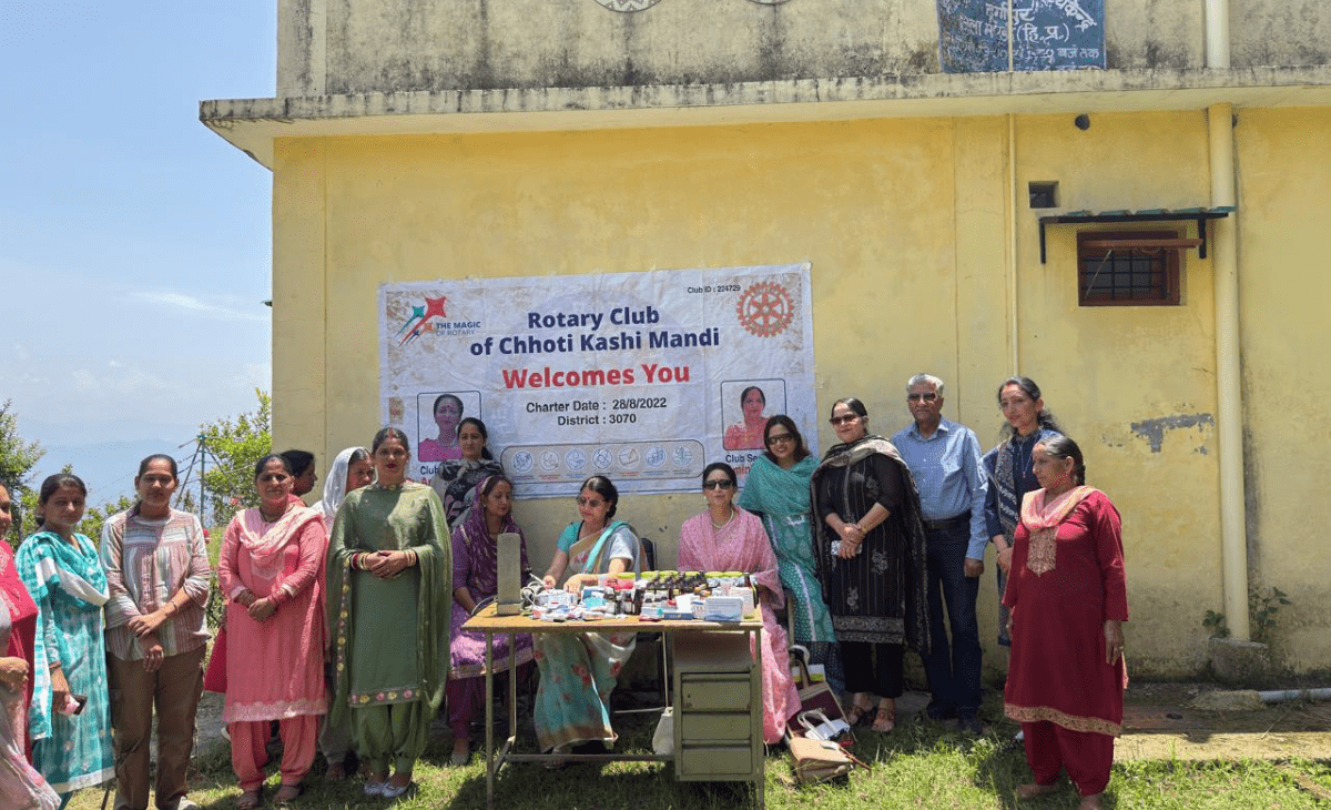 Rotary Club Chhoti Kashi holds free Ayurvedic camp in Durgapur; 70 patients benefit; marma therapy, yoga session draw attention