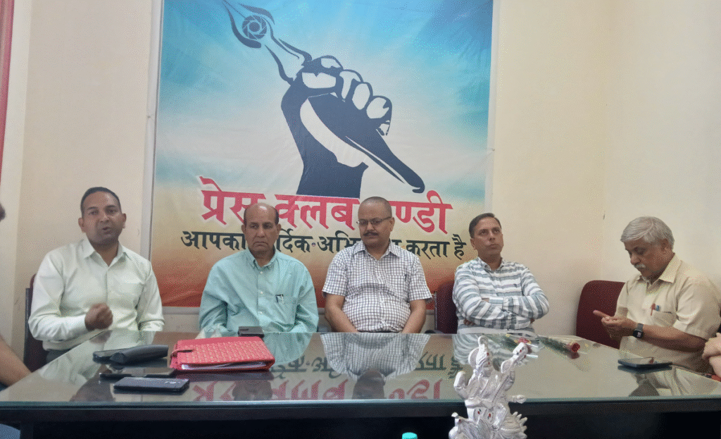 Mandi Press Club Observes Hindi Journalism Day 2 w1