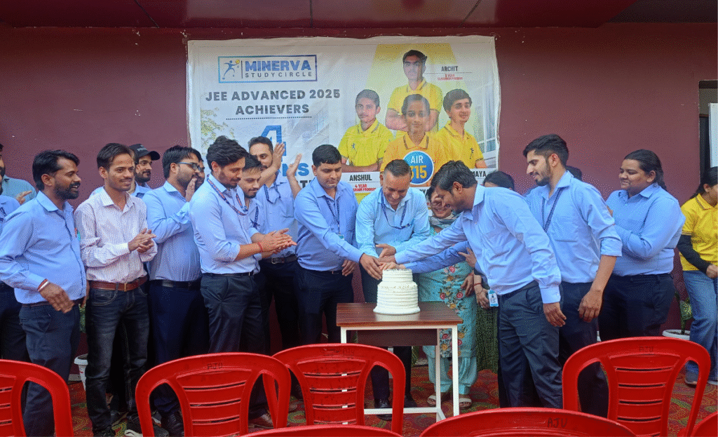 Minerva Study Circle-Ghumarwin students shine in JEE-Advanced; Pragya Singh secures AIR 315 2 m1