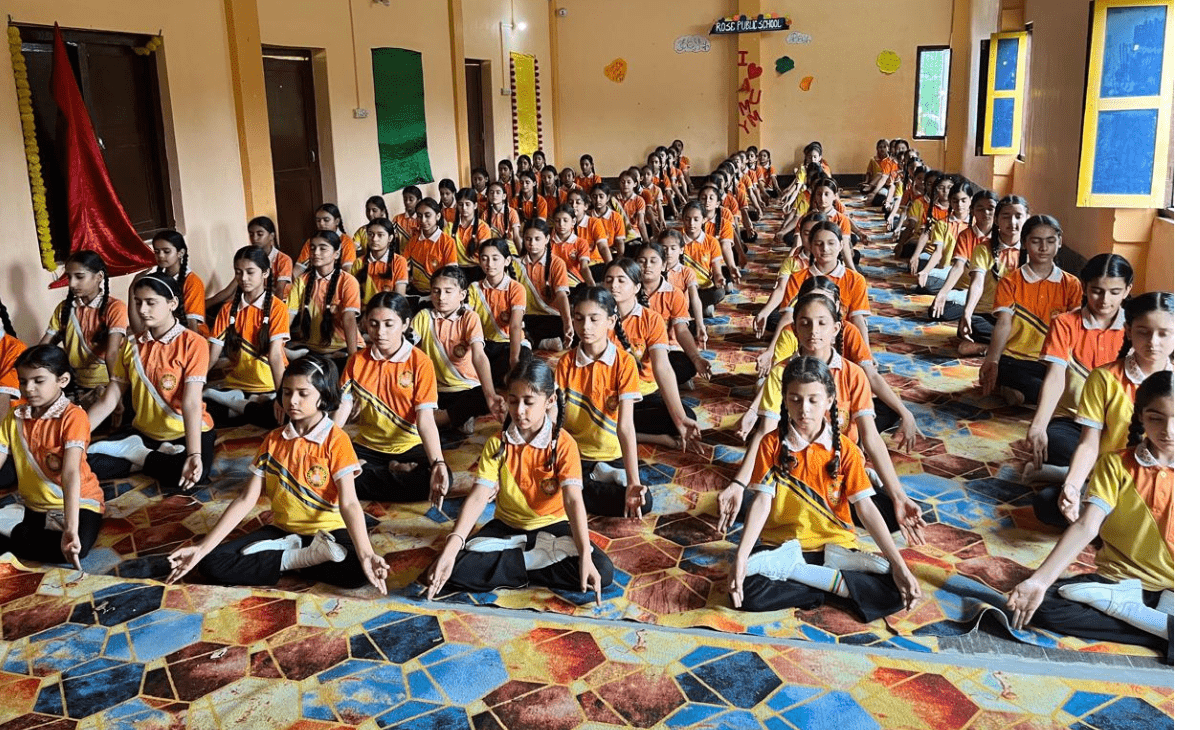 Rose Public School-Sulyali holds special session to mark 11th International Yoga Day