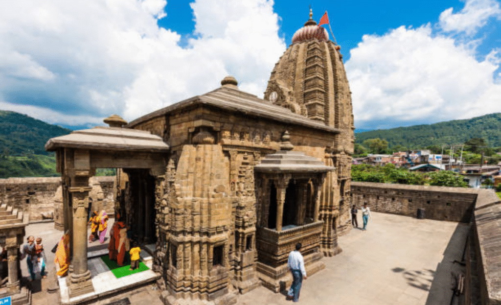 5 places you must visit in Palampur 2 shiv
