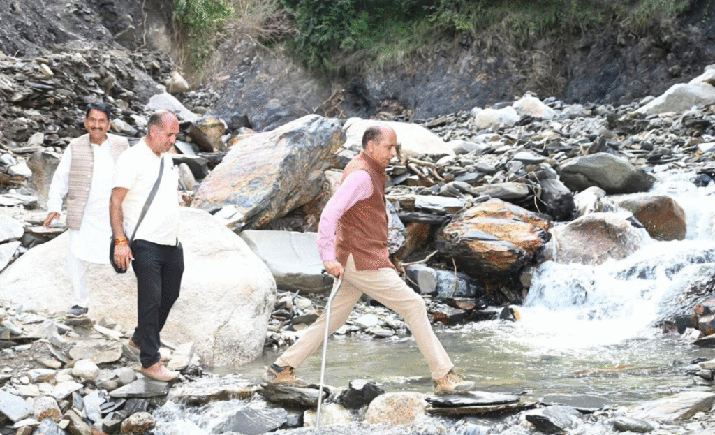 Salutes of ‘jai’ for Jai Ram Thakur as Himachal ex-CM walks 150 km across rain-ravaged Seraj to share people’s pain 4 m2