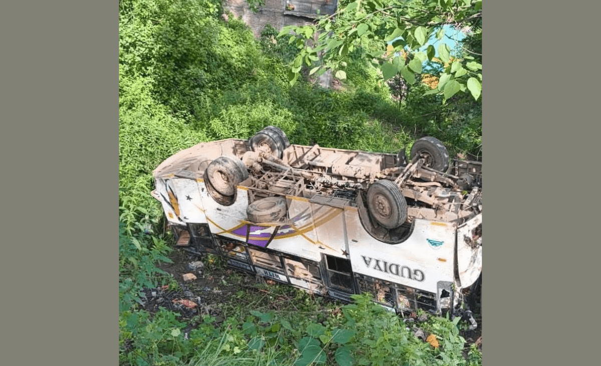 Bus carrying devotees from Punjab after Guru Purnima ‘satsang’ falls into gorge near Bilaspur in Himachal; 26 injured