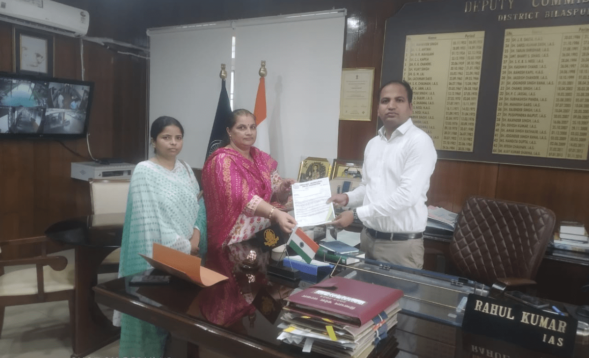 Bilaspur Housewives Send Strong Message to CM Sukhu — "We Reject the Job Trainee Policy, Stop Mocking Our Youth's Future"