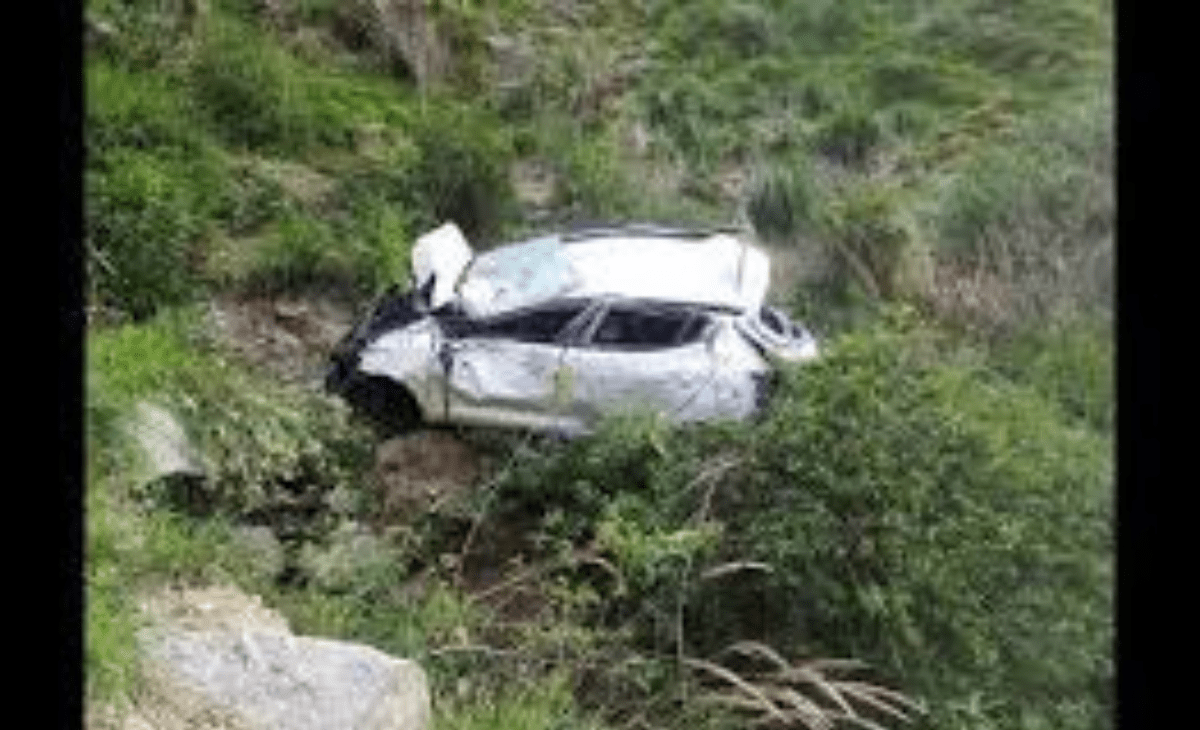 Himachal news: Four pilgrims from Punjab killed, over 20 injured as vehicle falls into gorge in Kangra