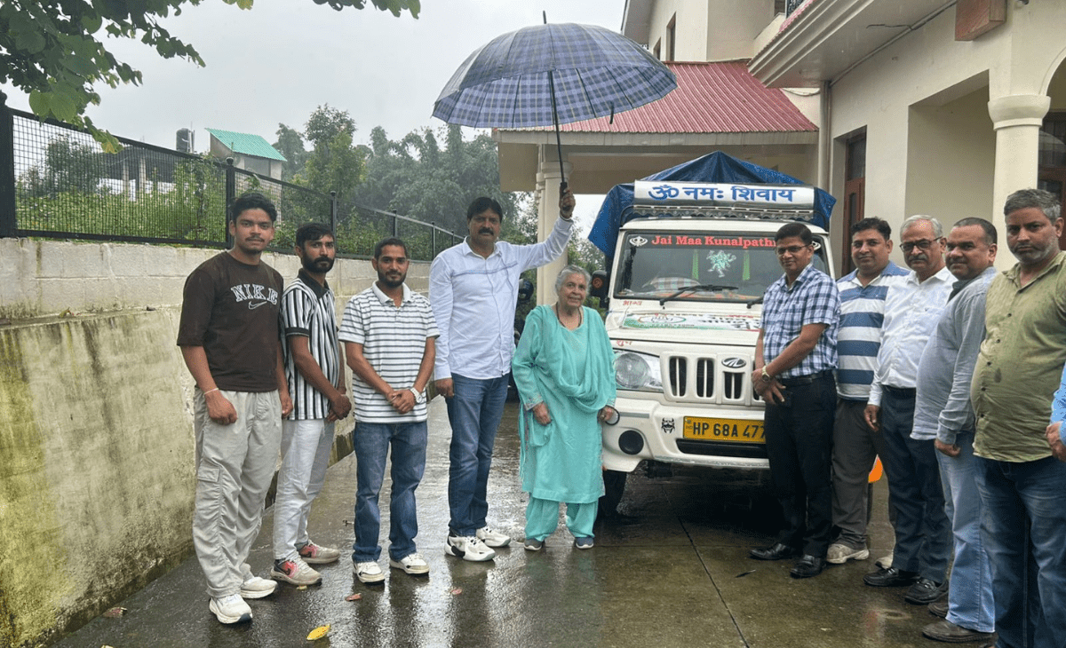 Dharamshala Congress Sends Relief to Seraaj Disaster Victims, Vows Continued Support