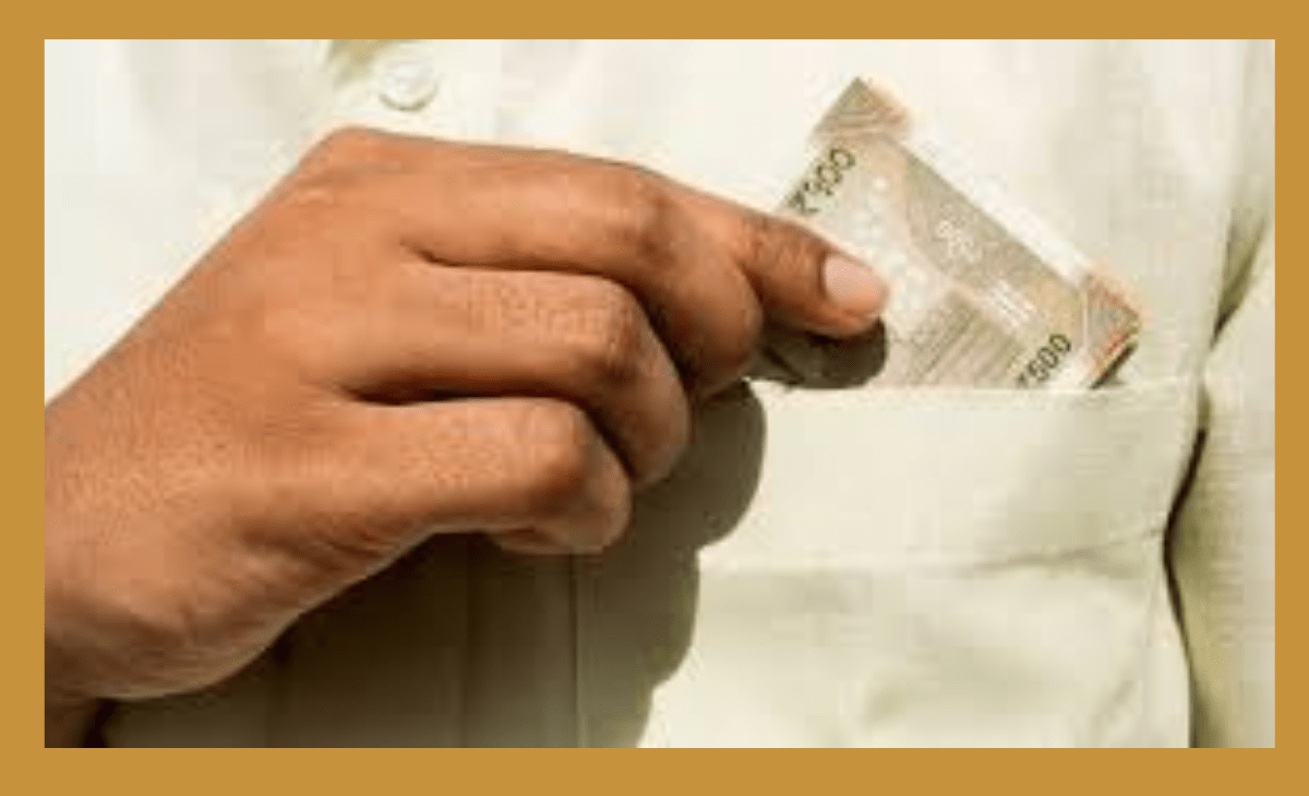 GST Inspector held taking Rs 50,000 bribe in Una, belonged to Palampur