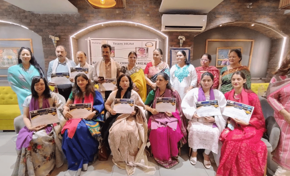 Rotary Club of Chhoti Kashi, Mandi honours eleven teachers with ‘Nation Builder Award’