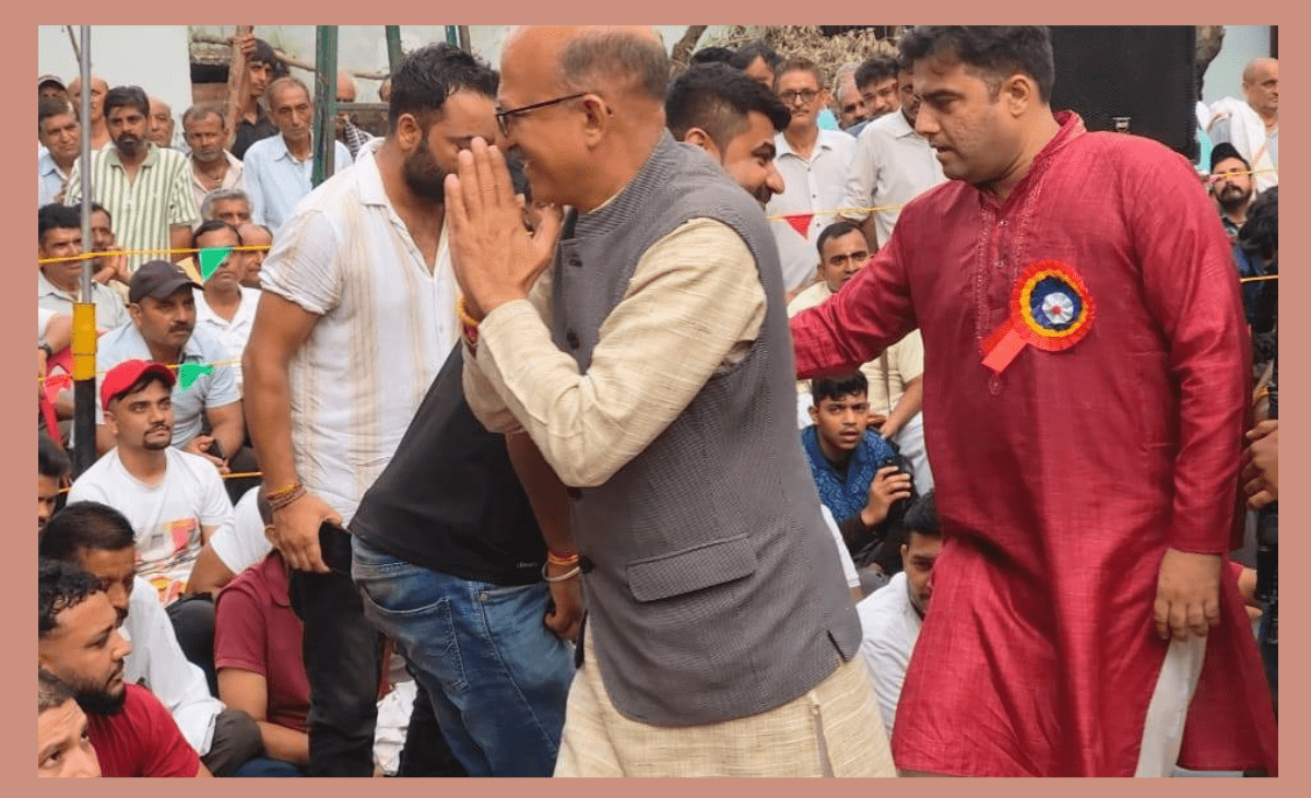 Sudhir Sharma’s Poetic Facebook Remark on Hoshiar Singh Stirs Political Buzz in Himachal