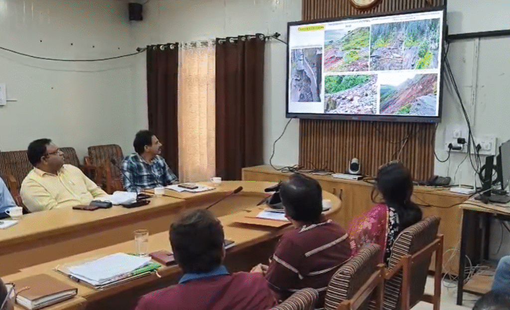 Central inter-ministerial team assesses ₹434 crore disaster loss in Chamba District 2 s1 1