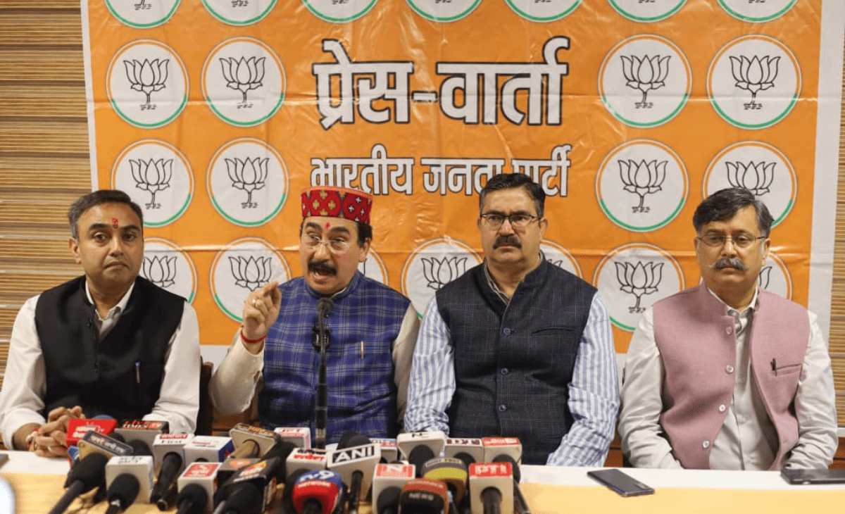Former Himachal Pradesh Assembly Speaker and sitting MLA Vipin Singh Parmar accuses Rahul Gandhi of being  the ‘Real Vote Chor ‘
