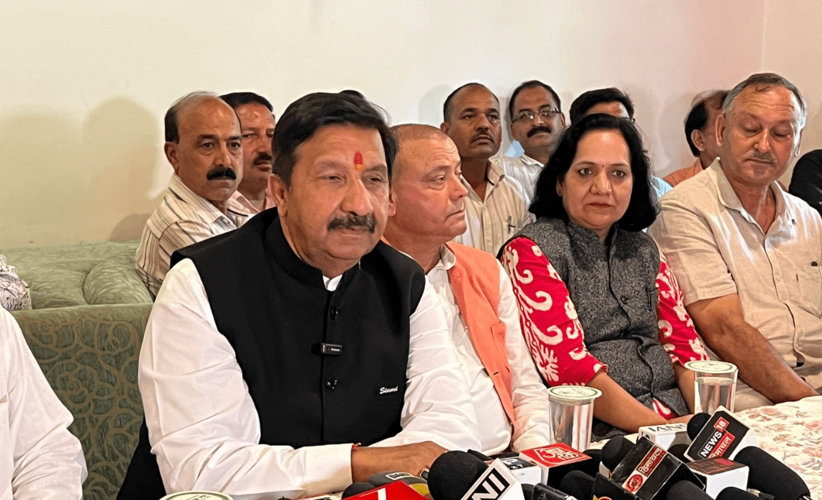 ‘Not in my domain’: Himachal DyCM Agnihotri sidestepping query on Prabodh Saxena’s extension sparks political buzz