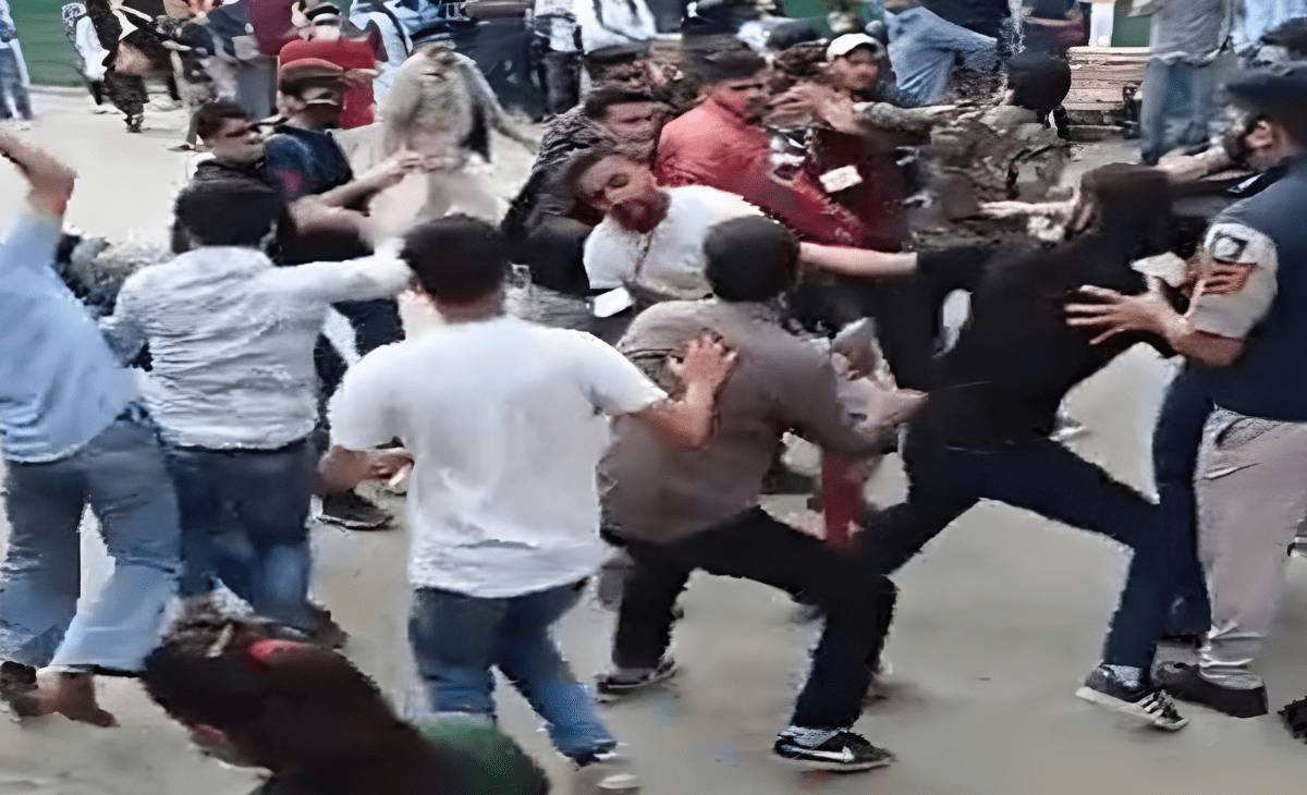 Several students injured as SFI, ABVP supporters clash at Himachal Pradesh University