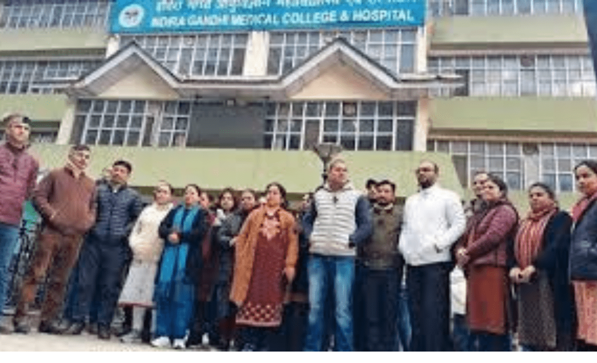 Shimla IGMC faculty members warn of mass resignations if Himachal govt doesn’t accept 3 demands