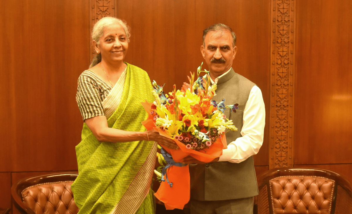Himachal CM Sukhu meets Finance Minister Sitharaman, seeks 2% hike in borrowing limit