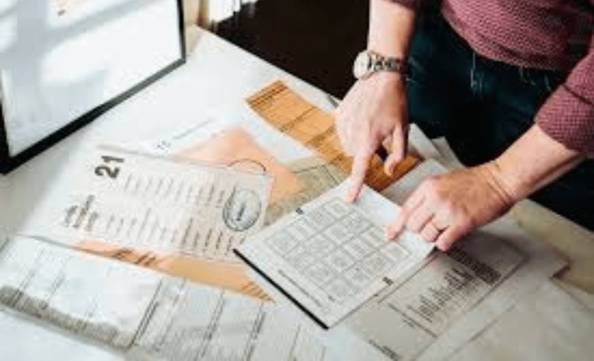 Himachal Govt finally asks DCs to lift ballot papers, easing standoff with Election Commission