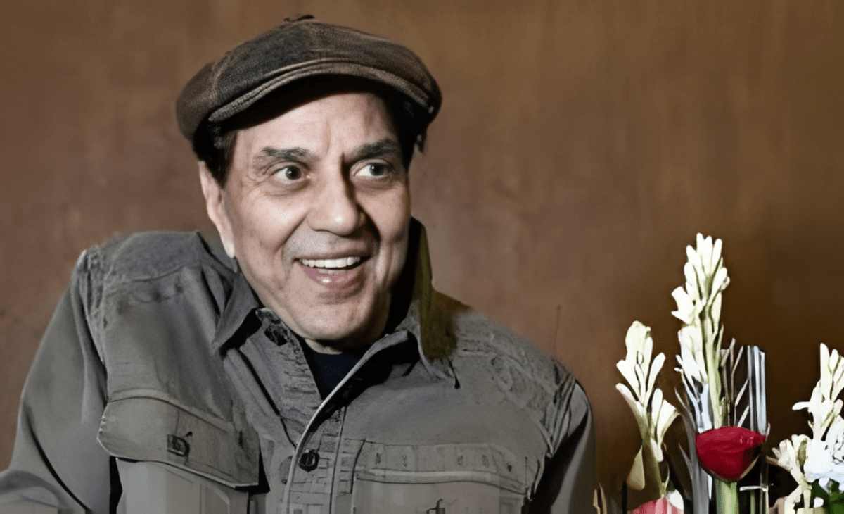 Day after death rumours, veteran actor Dharmendra discharged from hospital; family requests privacy, thanks fans for support