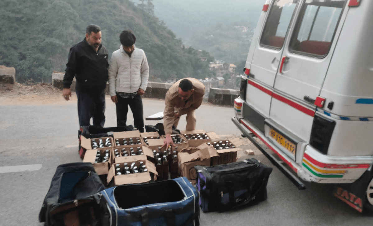 Ten boxes of illegal liquor seized in Chamba, FIR Registered