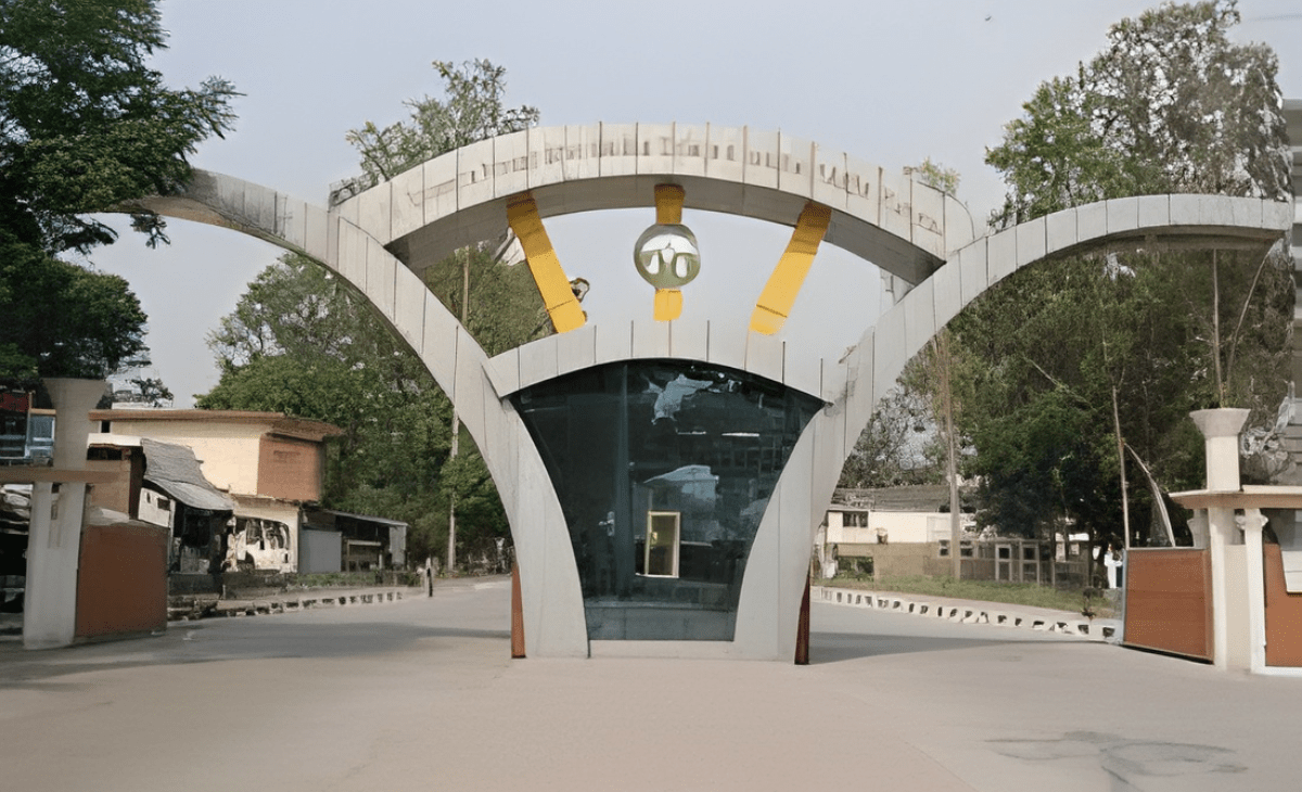 Top Himachal govt hospital orders probe as patient declared d*ead by doctors turns alive