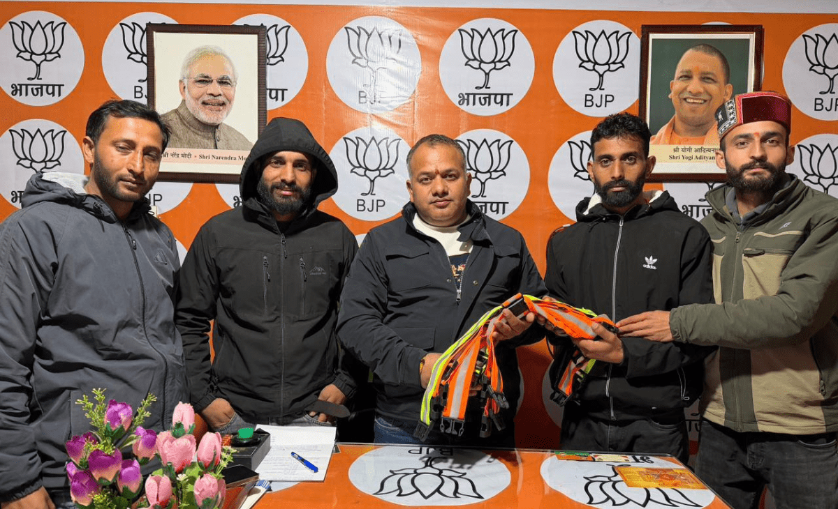 New Initiative by Bharmour–Pangi MLA Dr. Janak Raj: Stray Cattle to Wear Reflective Collars for Road Safety