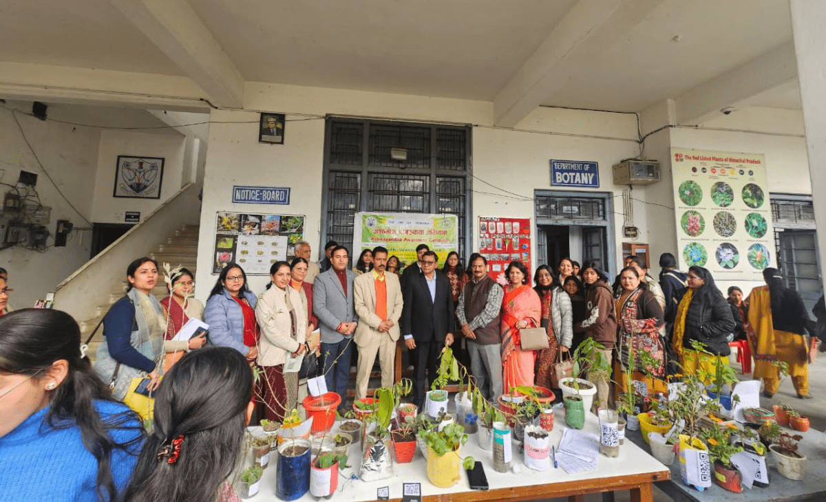 VGC-Mandi connects Himachal agro-climate, youth energy to revive Ashwagandha relevance