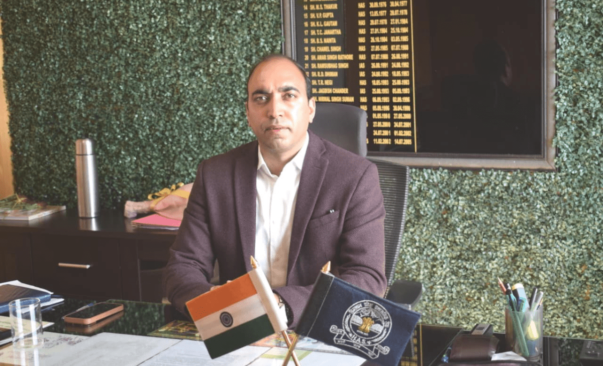 Political Turmoil in Nishad Party as Former Secretary Takes His Own Life 1200 x 730 px 72