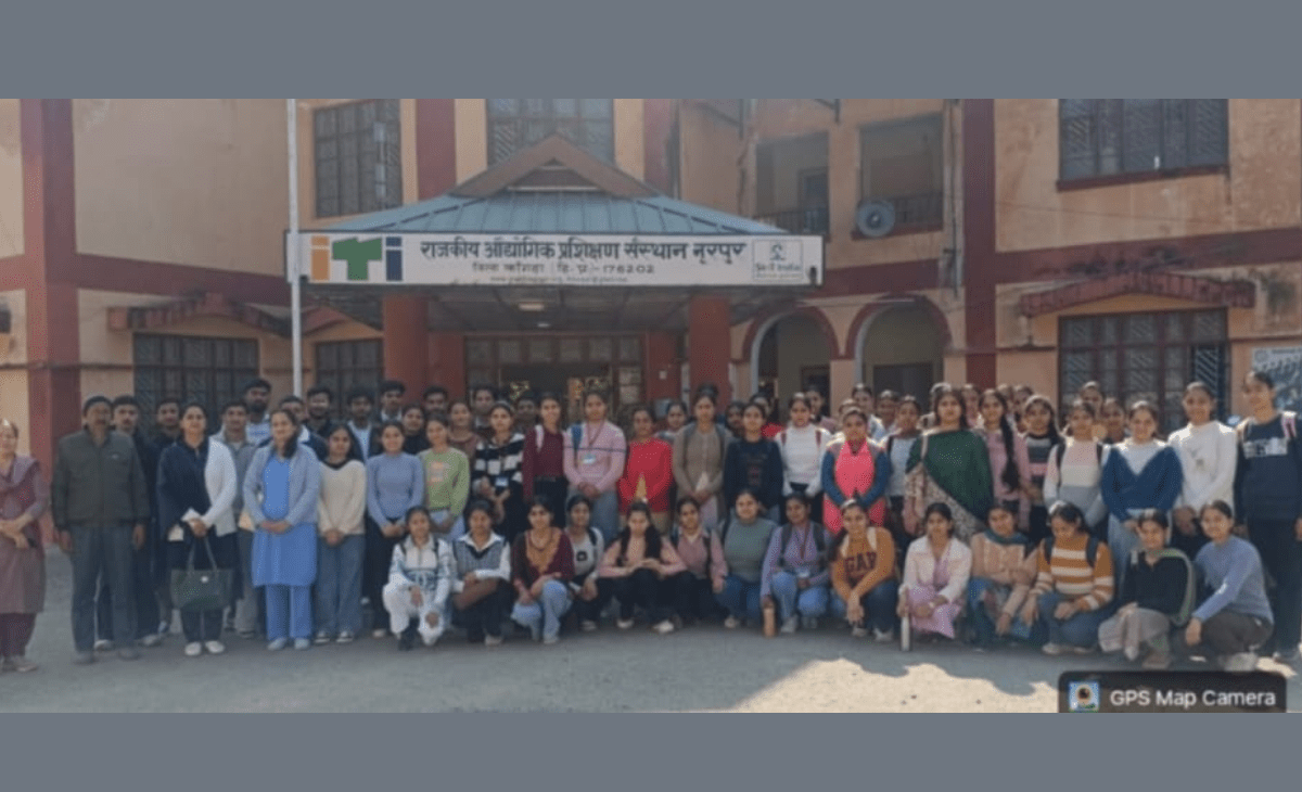 Educational Tour to Govt. ITI Nurpur: Hands-on Learning for Physics Students