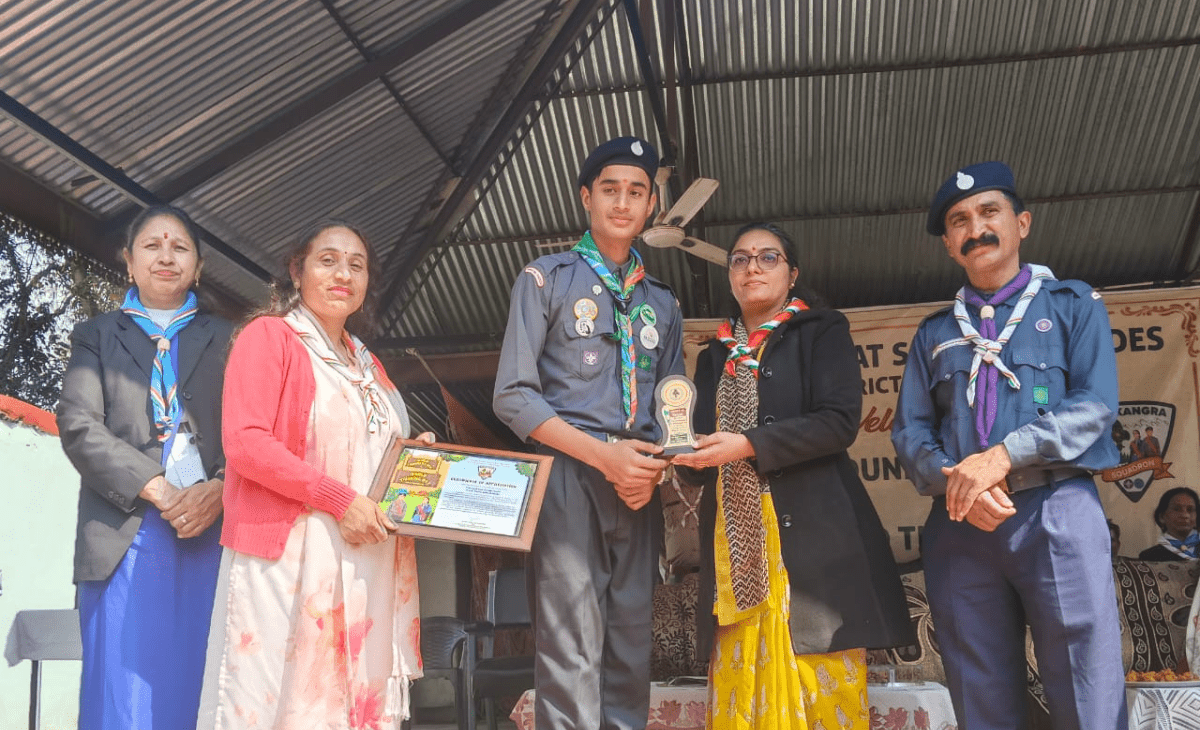 DAV Gohju Student Arnav Sharma Wins State-Level Rajya Puraskar Award