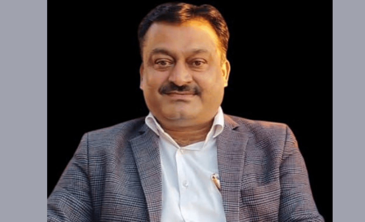 Global War Tensions Raise Inflation Fears; Mutual Fund Reforms Aim to Protect Investors