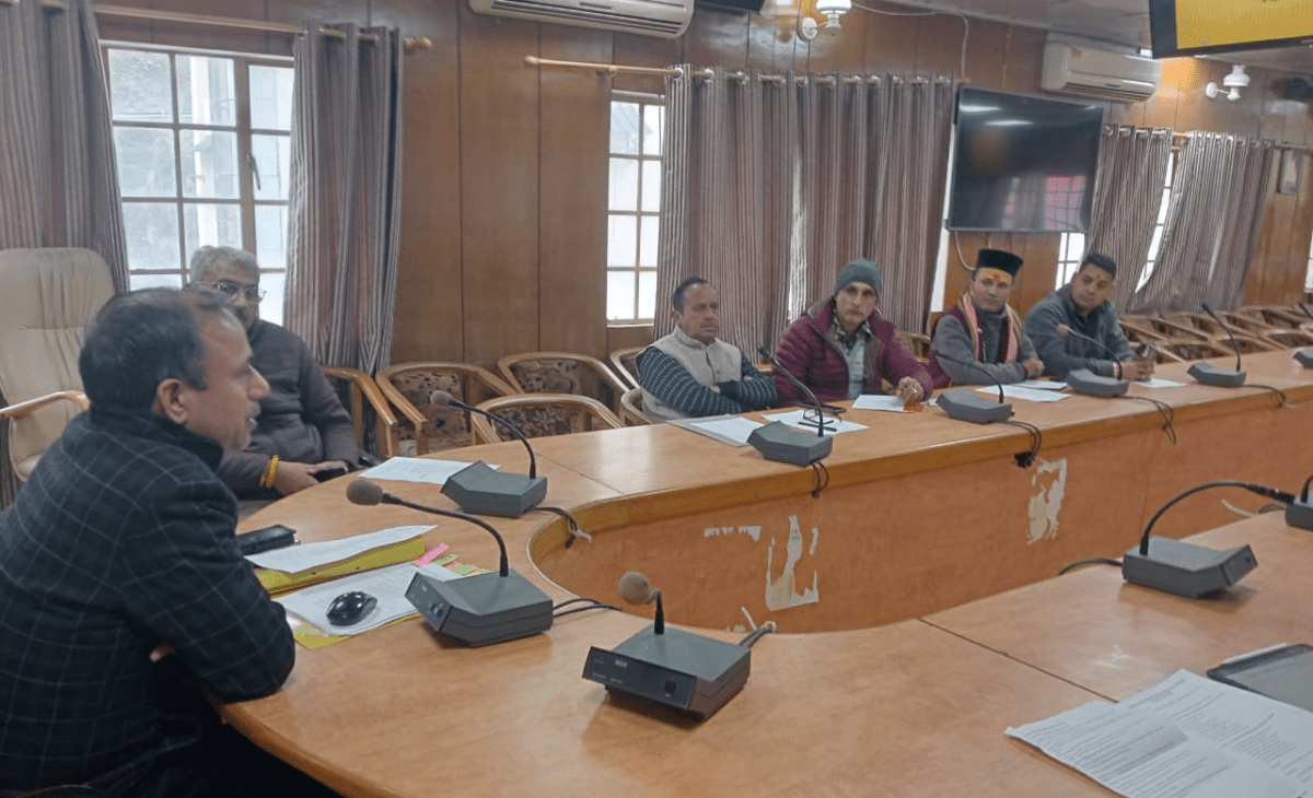 Meeting of Shri Manimahesh Trust Held