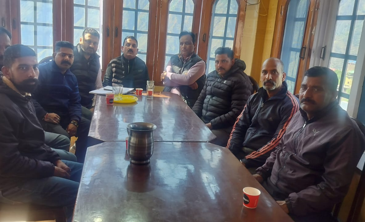 Barber Union Meeting Held Under Chaurasi Vyapar Mandal, Bharmour