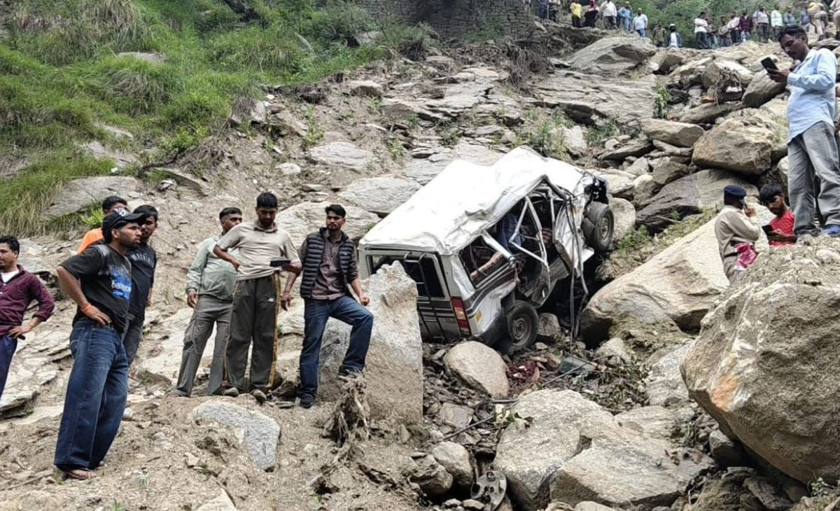 Prarthana Ka Mahasangam: Hindu, Sikh, Buddhist Prayers to Unite at Rewalsar 3 Three K*illed, Six Injured as Tata Sumo Plunges 350 Feet into Gorge in Kullu While Returning After Voting