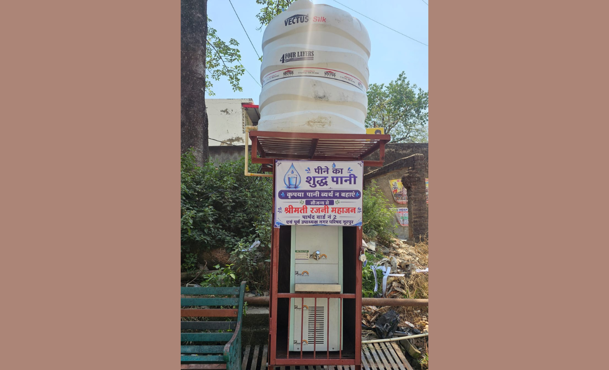 Councillor Rajni Mahajan Installs Water Cooler for Public Convenience in Nurpur