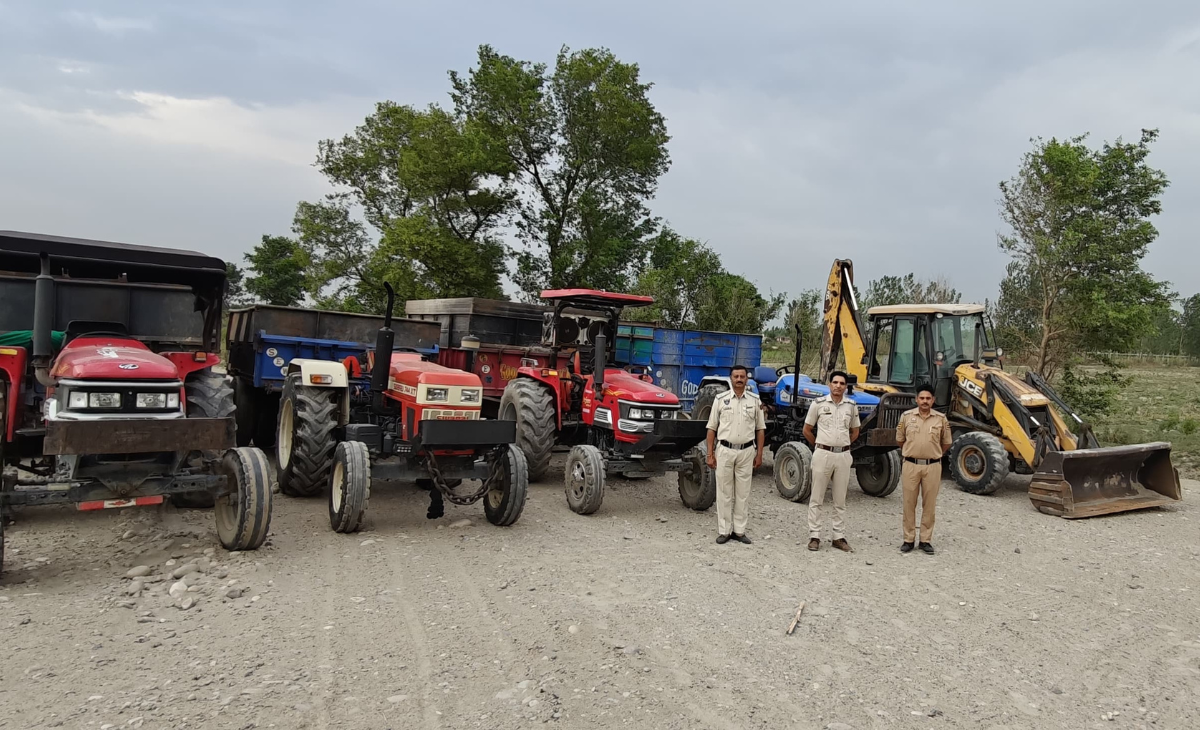Strict Action Against Illegal Mining in Nurpur: 10 Vehicles Challaned