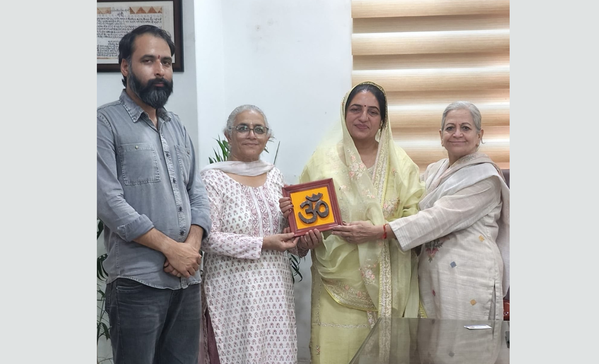 Punjab Kings cut IPL ticket prices for May 4 Dharamshala match after outcry by fans over high rates 2 Mayor Suman Thakur Calls for United Front Against Chitta Menace