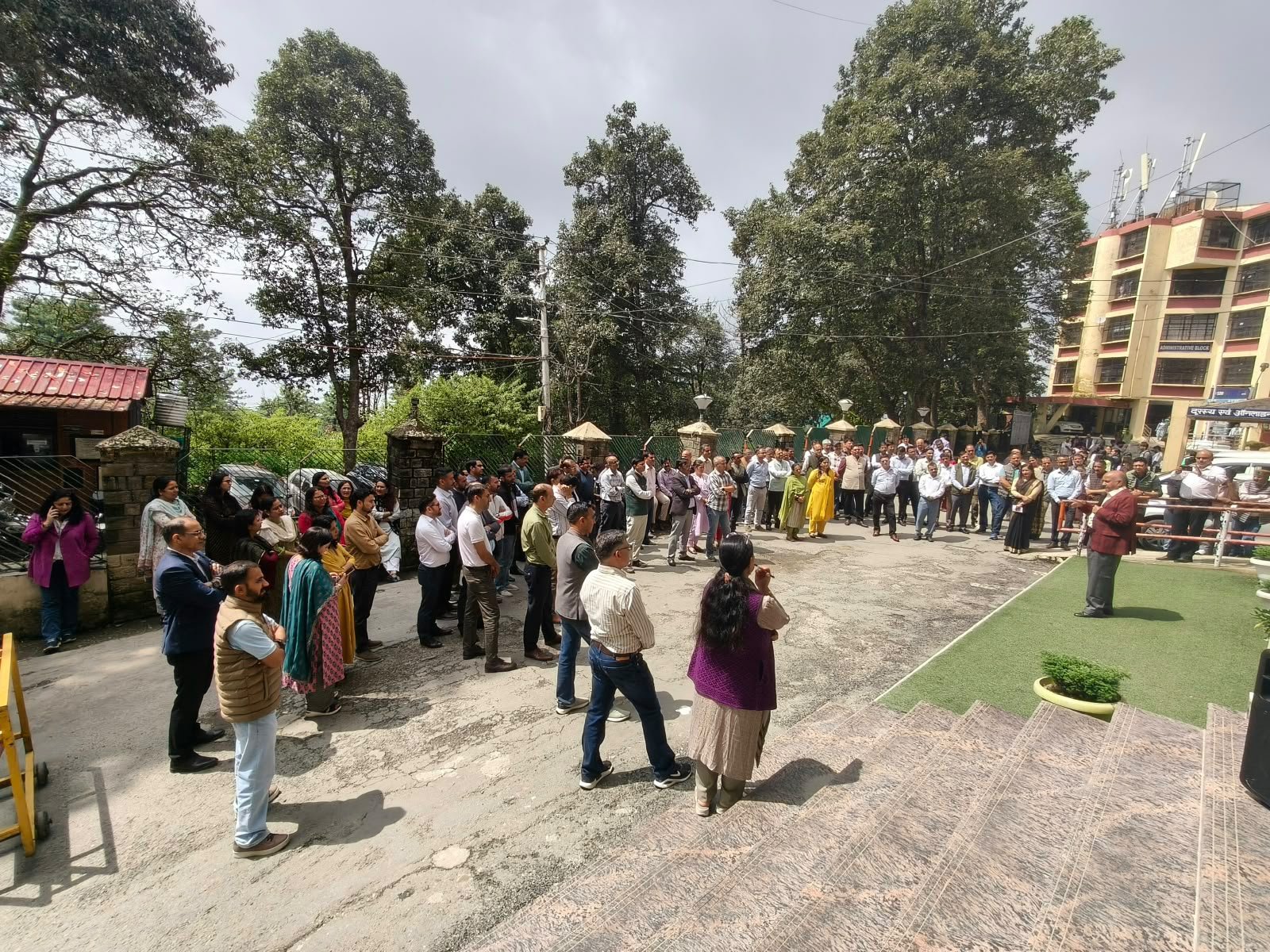 HPU Teachers’ Association Stages Strong Protest Against Threats to University’s Autonomy and 56-Year Legacy