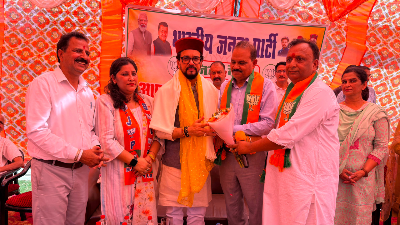 MP Anurag Singh Thakur Holds Public Dialogue in Haripur