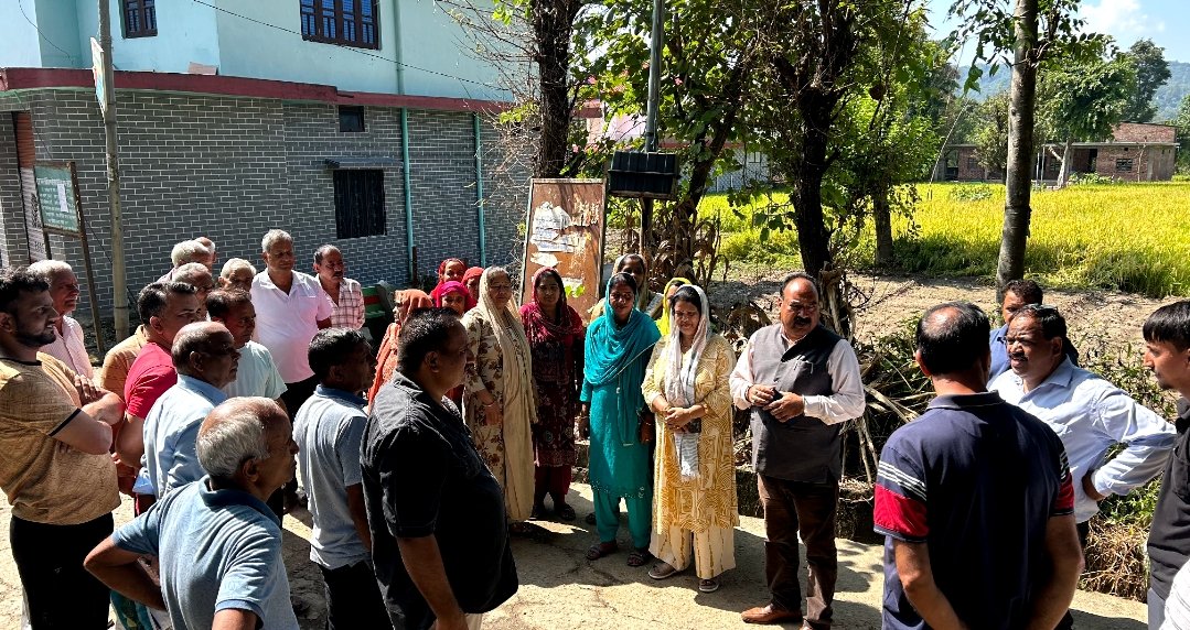 Nishu Mongra’s Tour Highlights Local Issues